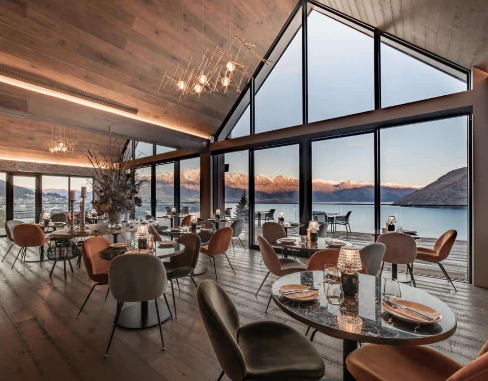 where to stay in queenstown kamana lakehouse 01