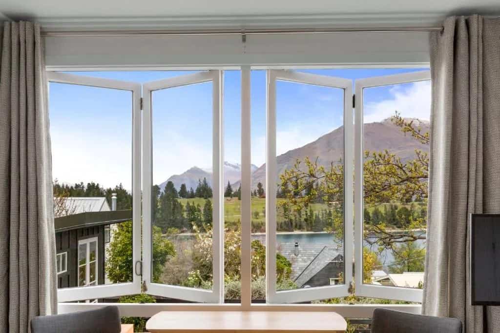 where to stay in queenstown queenstown house boutique hotel 02