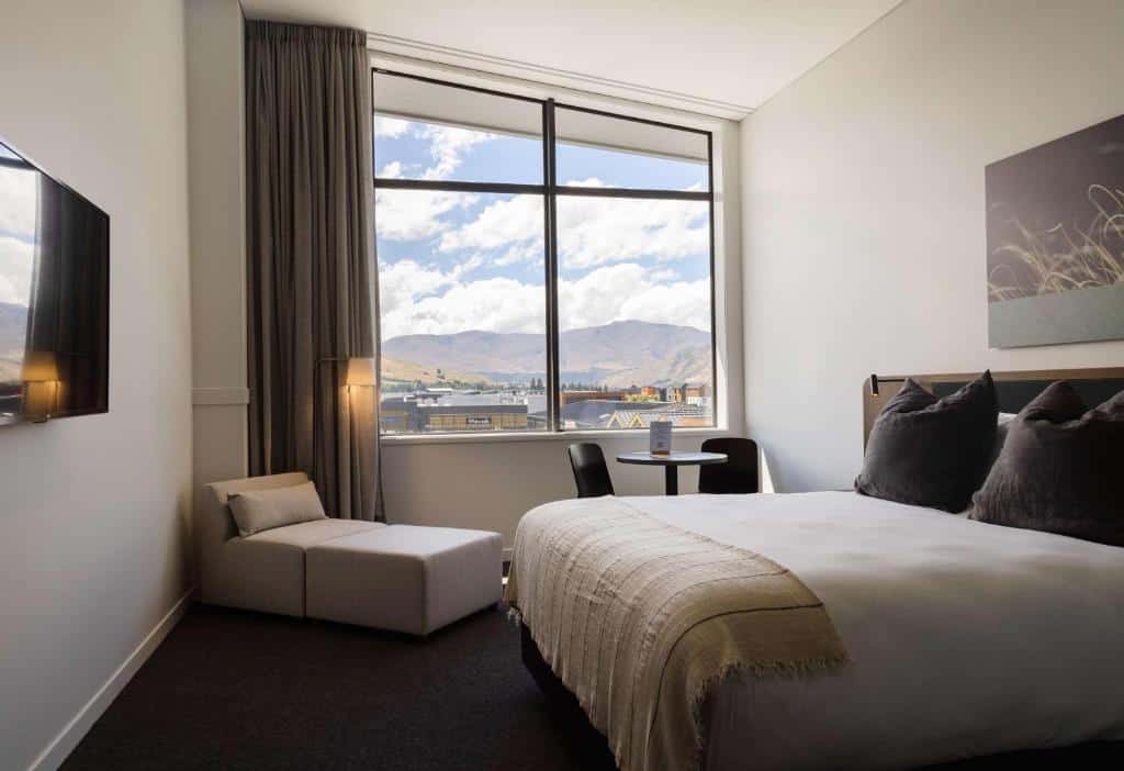 where to stay in queenstown sudima queenstown five mile 01