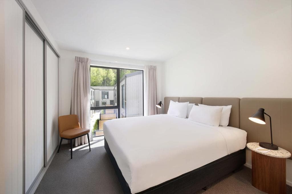 where to stay in queenstown swiss belvillas coronet peak 02