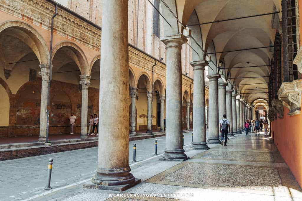 Bologna Italy 07927