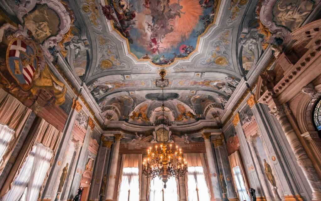 Ca Rezzonico venice piano nobile