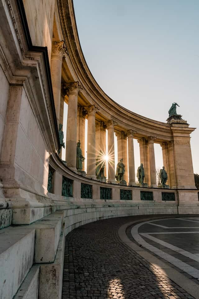 Budapest hero square