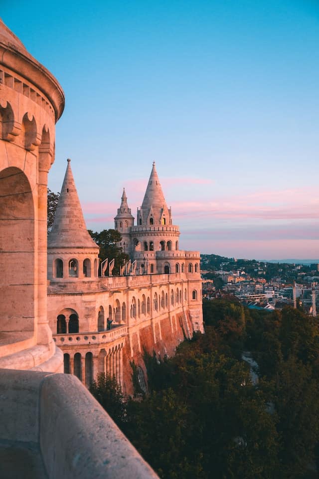 budapest bastion 2