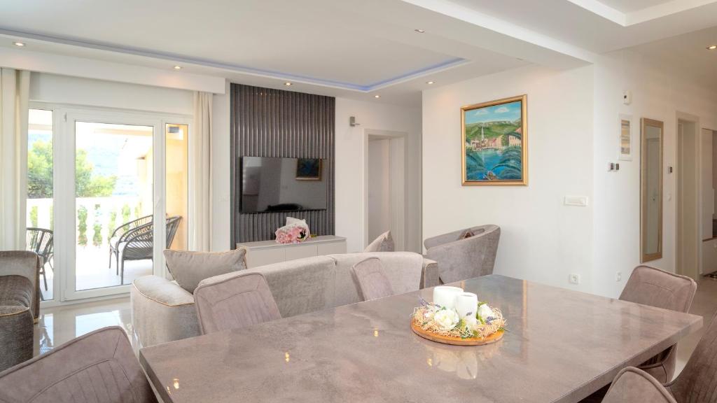 villa vista jelsa