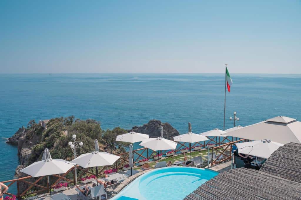 Hotel Porto Roca