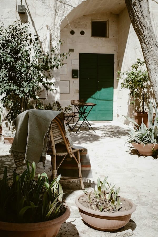 matera courtyard