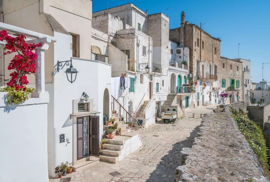 monopoli walls