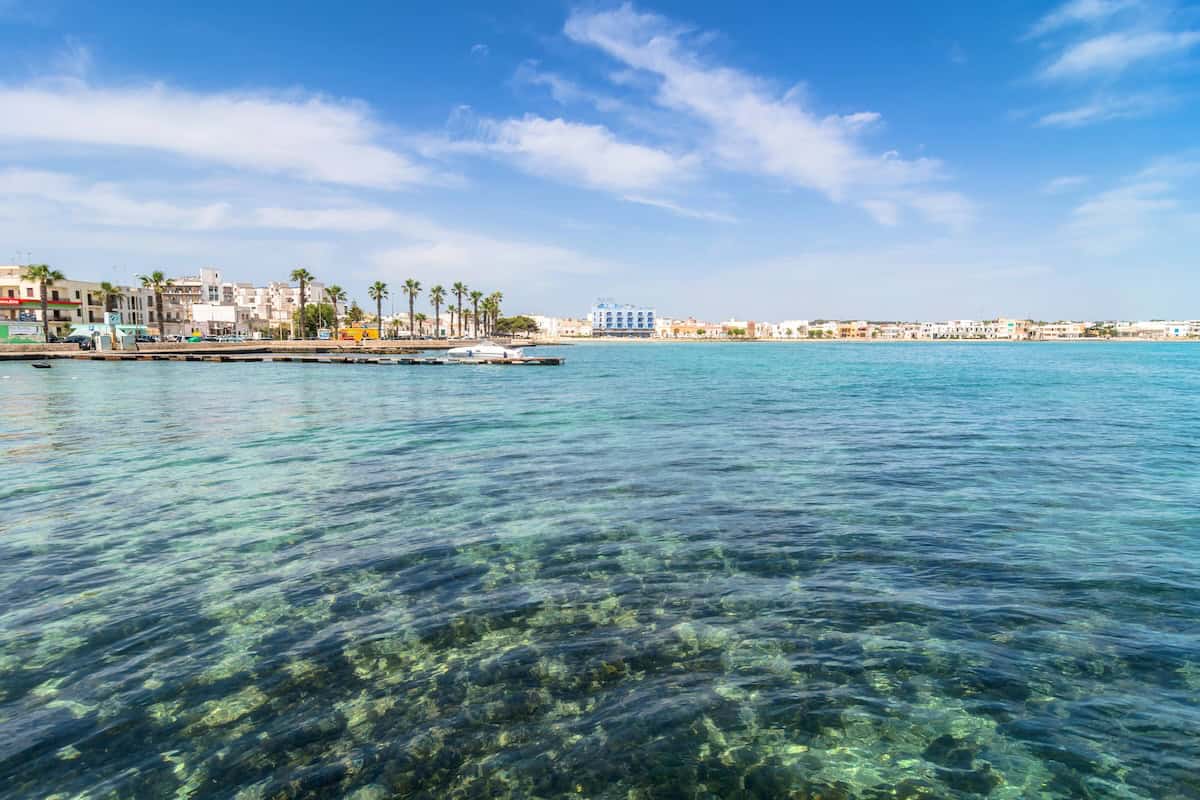 porto cesareo puglia